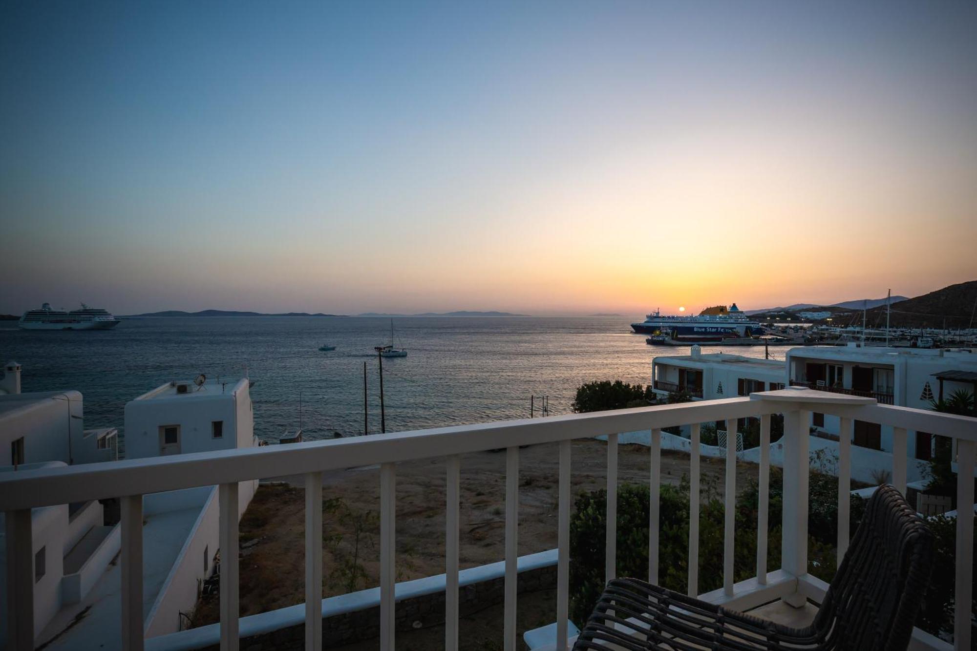 Namaste Boutique Apartments Mykonos Tourlos Exterior foto